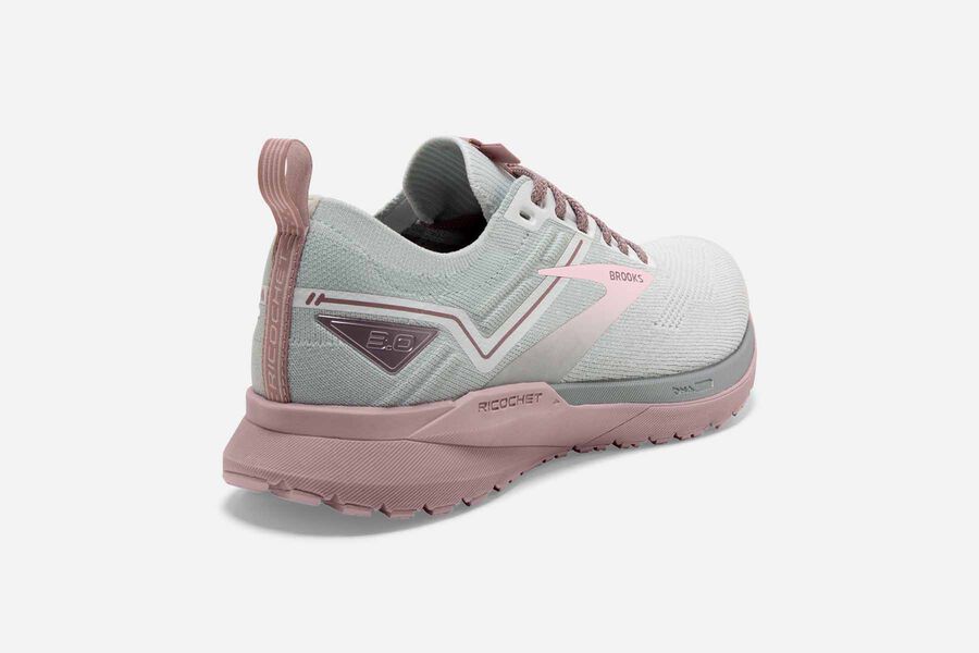 Brooks Ricochet 3 Road Loopschoenen Dames - Wit/Roze - 491820RTP